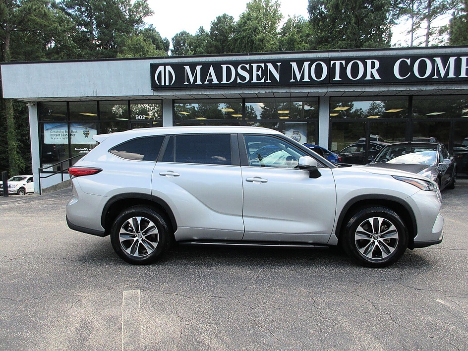 Toyota Highlander photo 4