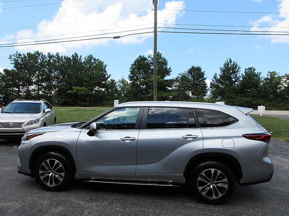 Toyota Highlander photo 7