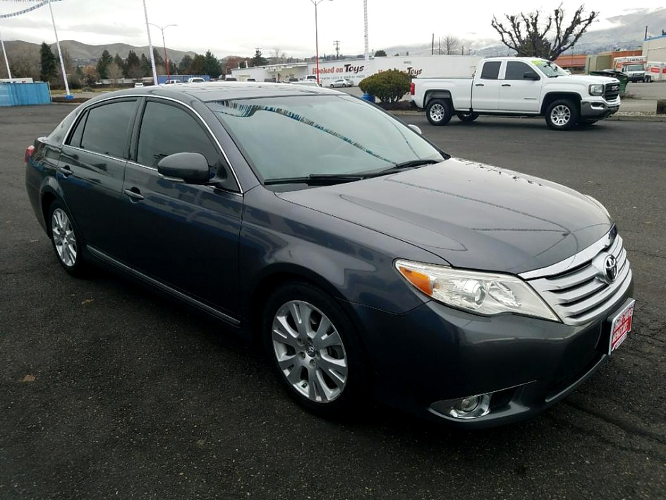 2012 TOYOTA AVALON LIMITED Leonard Evans Used Car Superstore