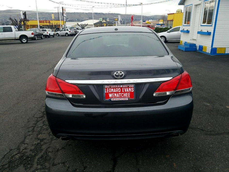 2012 TOYOTA AVALON LIMITED Leonard Evans Used Car Superstore