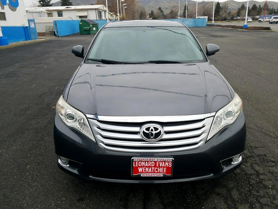 2012 TOYOTA AVALON LIMITED Leonard Evans Used Car Superstore