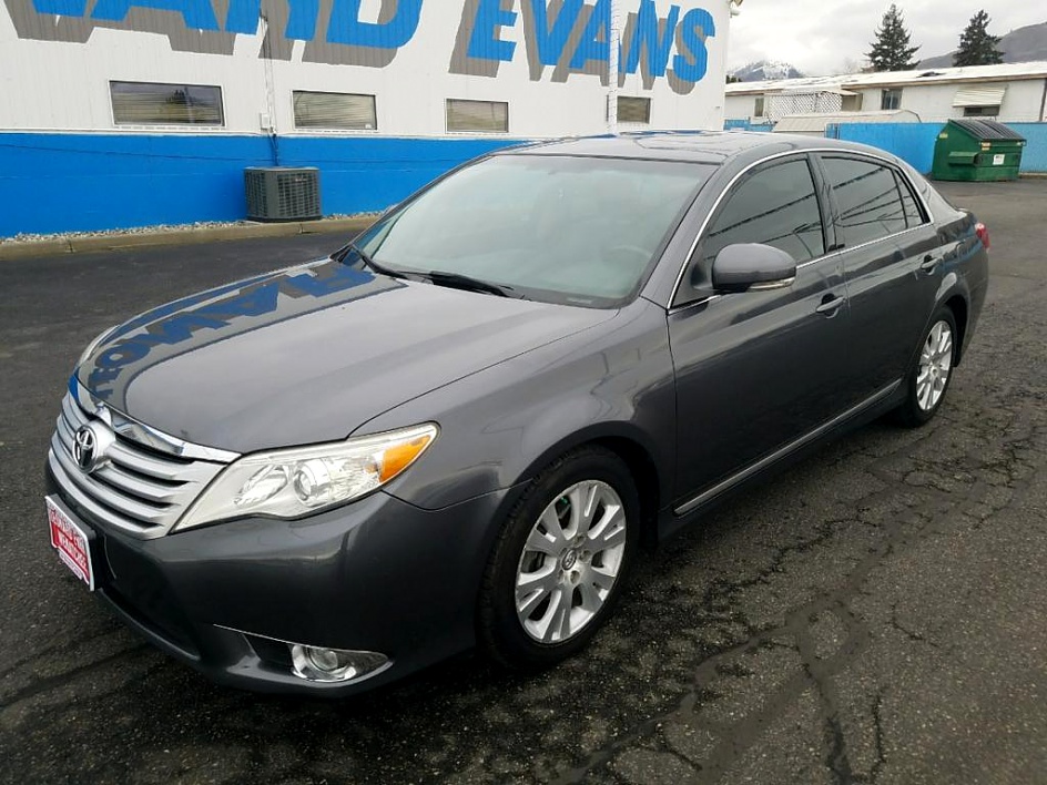2012 TOYOTA AVALON LIMITED Leonard Evans Used Car Superstore