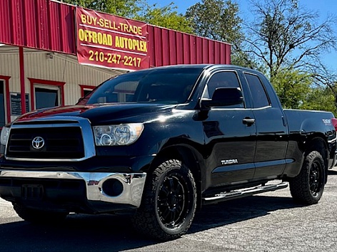 2013 Toyota Tundra Tundra Grade