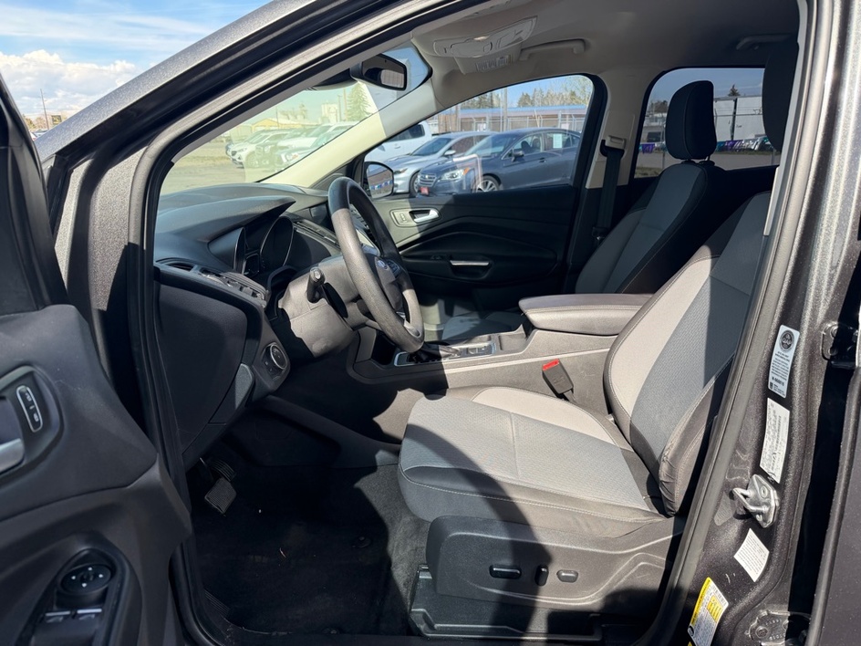 2019 Ford Escape SE - Photo 12