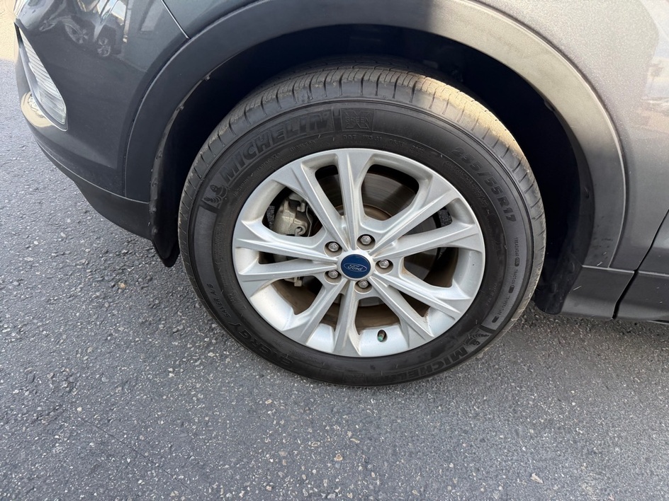 2019 Ford Escape SE - Photo 10