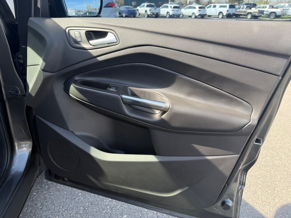 2019 Ford Escape SE - Photo 15