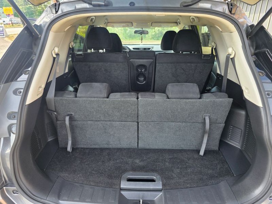 2014 Nissan Rogue SV - Photo 14