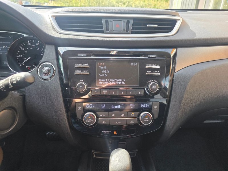 2014 Nissan Rogue SV - Photo 18