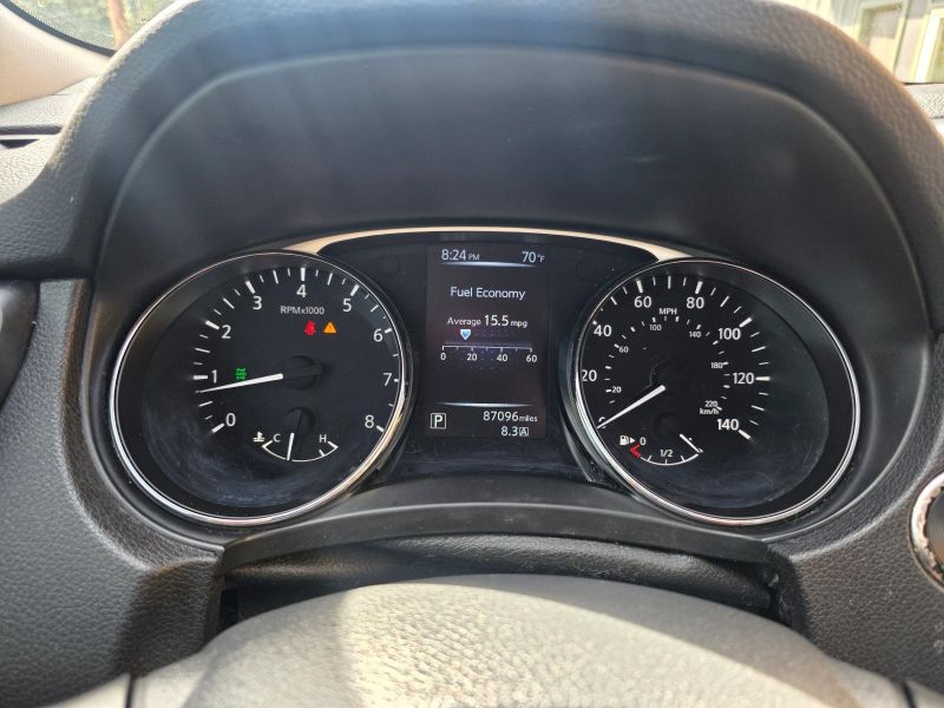 2014 Nissan Rogue SV - Photo 19