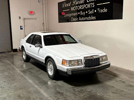 1990 Lincoln Mark VII's photo