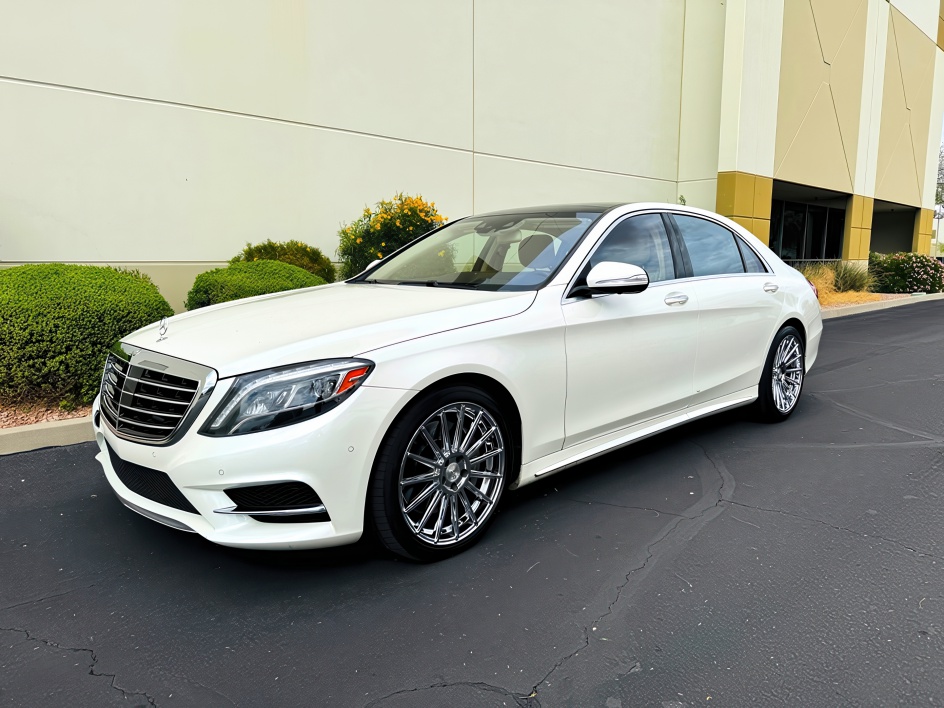 2015 Mercedes Benz S 550 photo 2