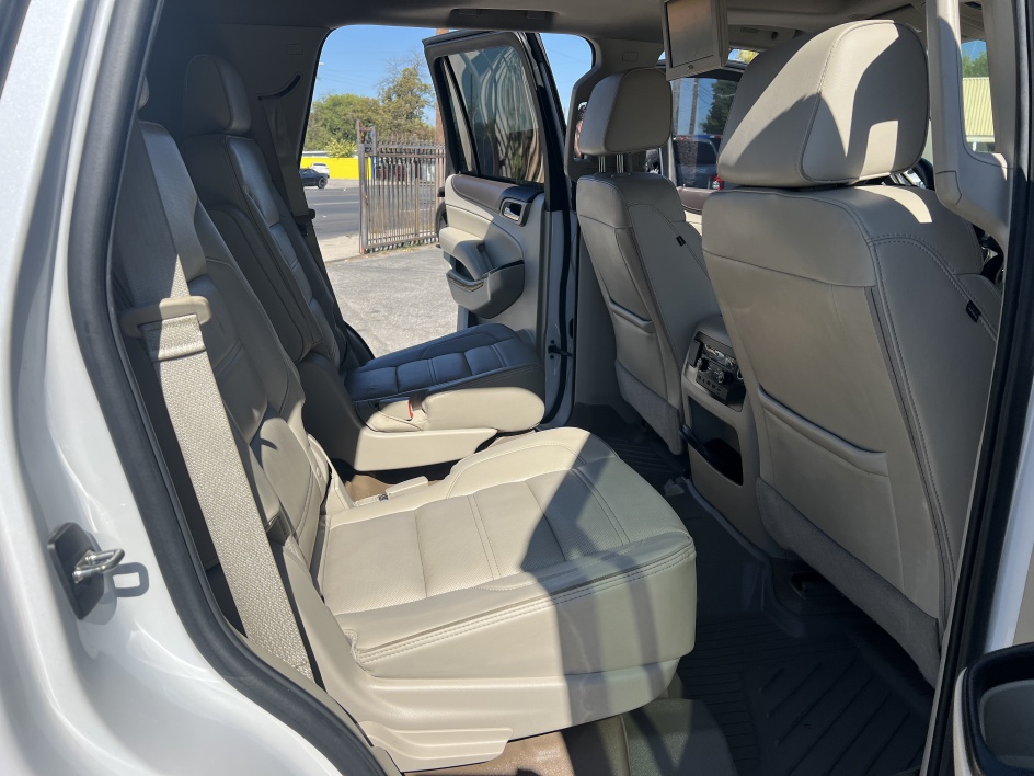 2017 GMC Yukon Denali - Photo 13