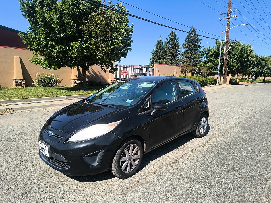 2011 Ford Fiesta SE Hatch's photo