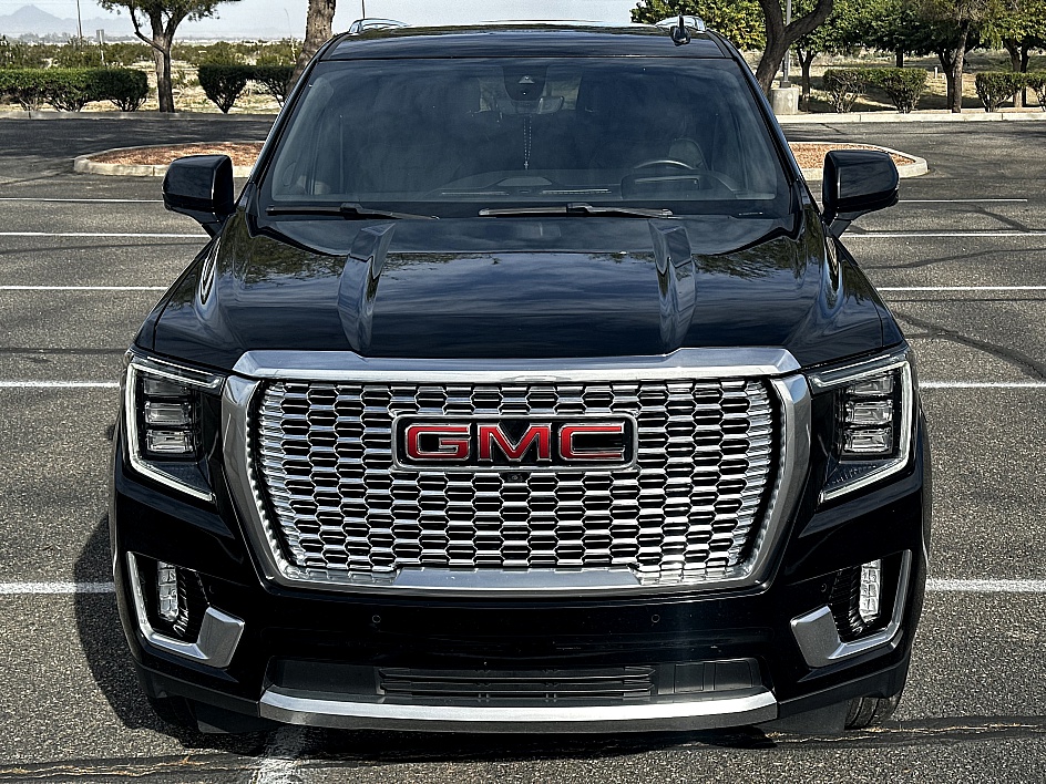 2021 GMC Yukon Denali - Photo 3