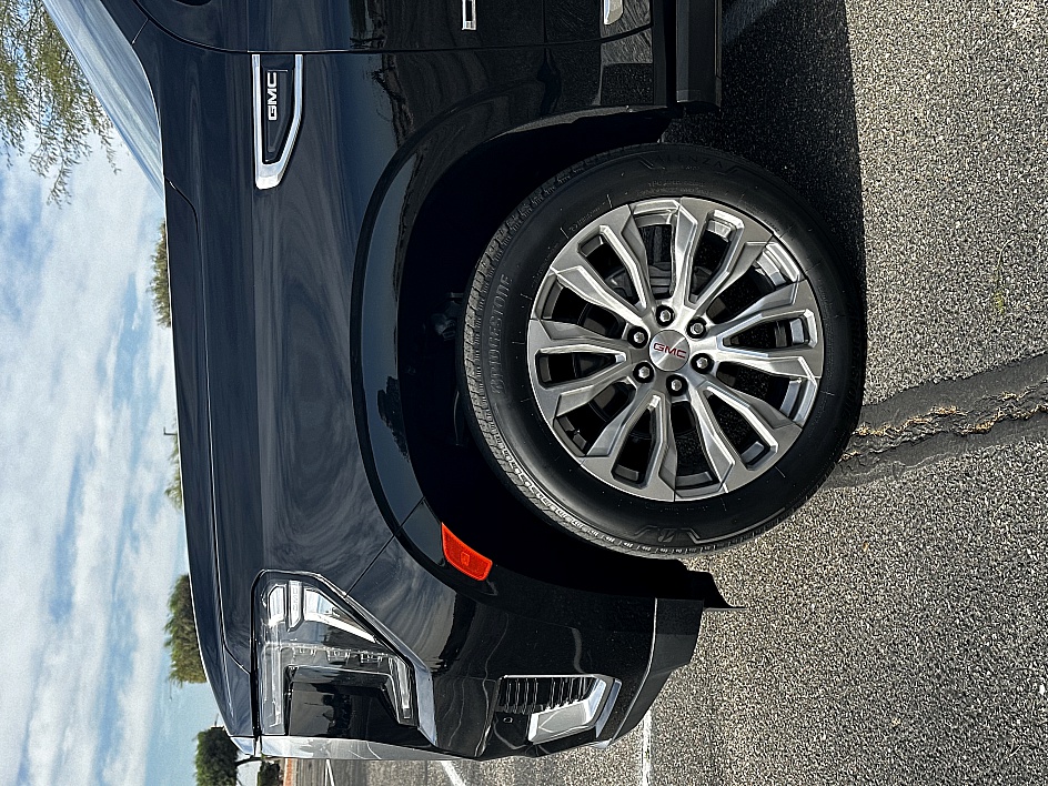 2021 GMC Yukon Denali - Photo 9