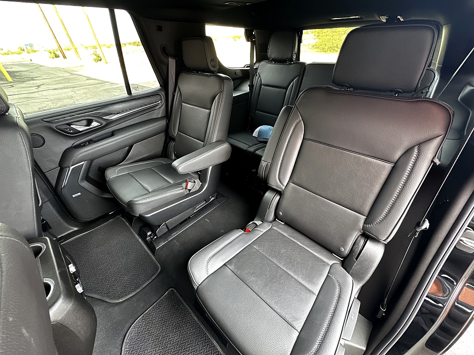 2021 GMC Yukon Denali - Photo 17