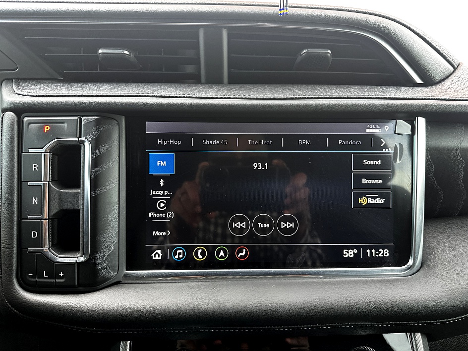2021 GMC Yukon Denali - Photo 25