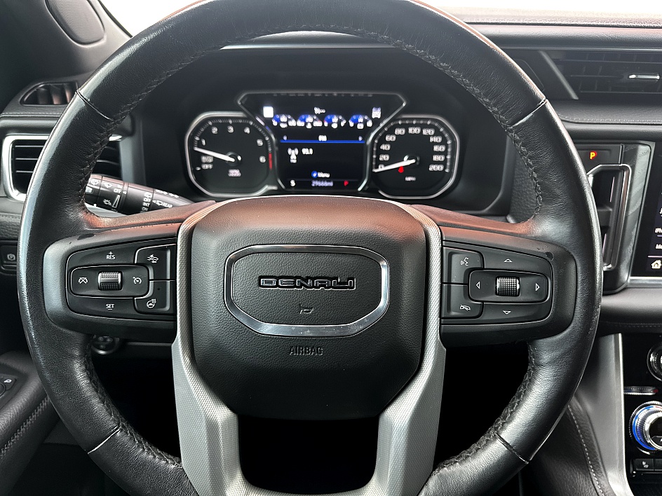 2021 GMC Yukon Denali - Photo 27