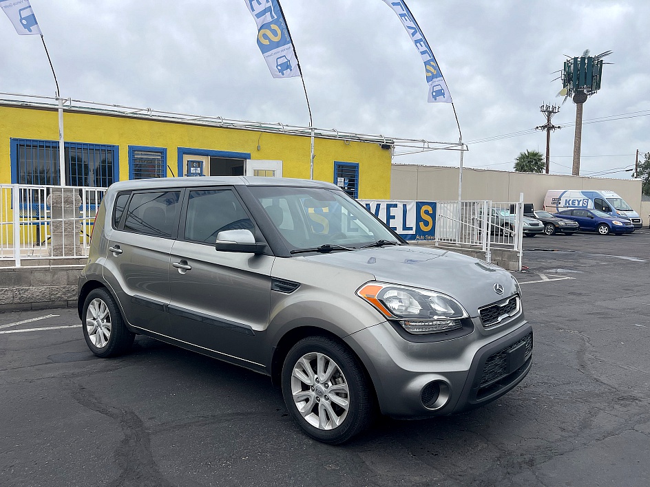 2013 Kia Soul +