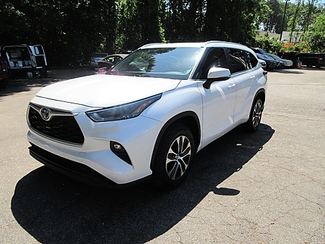 2023 Toyota Highlander XLE