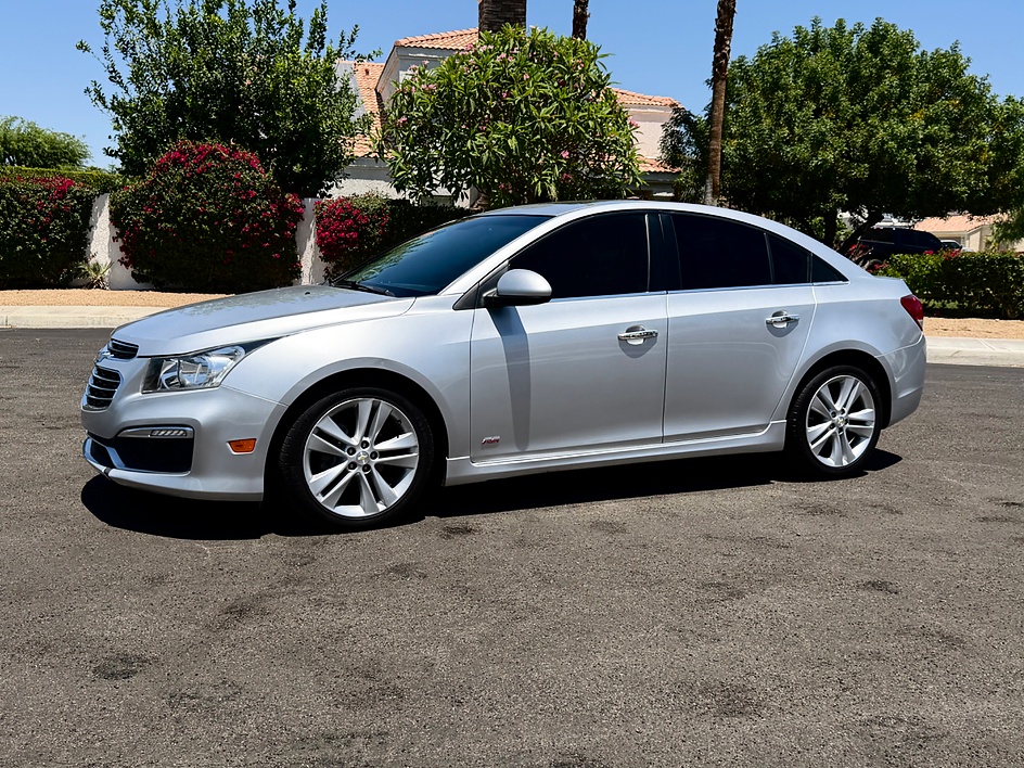 2015 Chevrolet Cruze LTZ Auto's photo