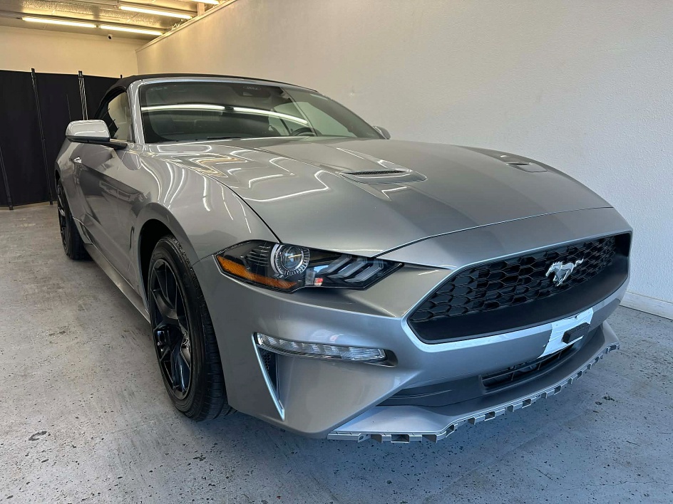2022 Ford Mustang EcoBoost Premium Convertible's photo